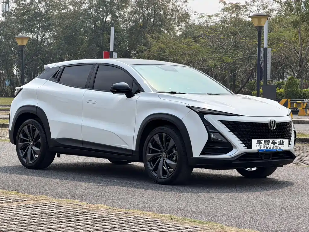 Changan UNI-T 1.5 T Distinguished