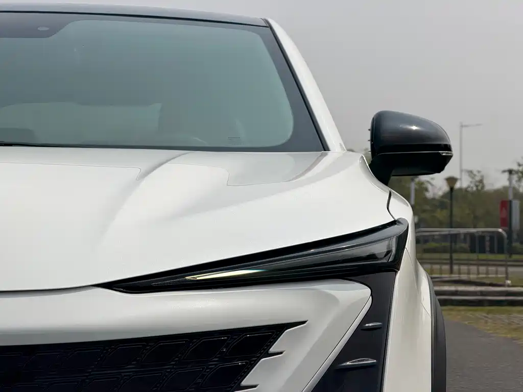 Changan UNI-T 1.5 T Distinguished