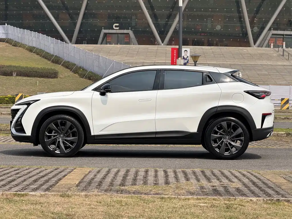 Changan UNI-T 1.5 T Distinguished