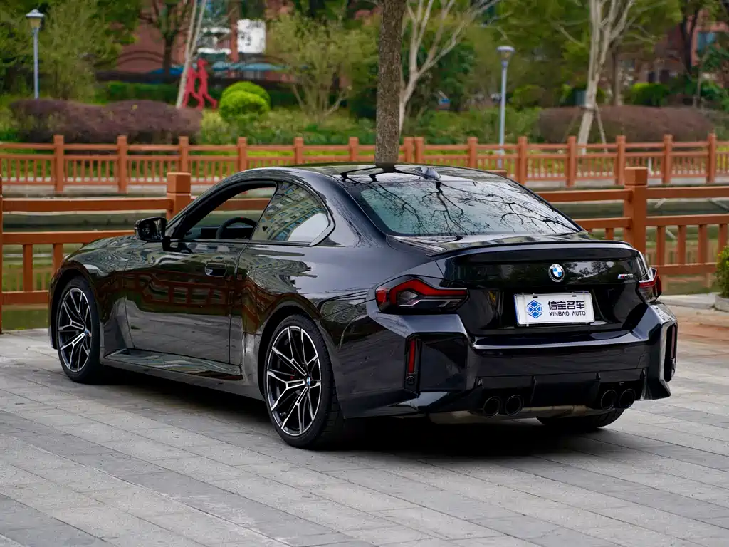 BMW M2
