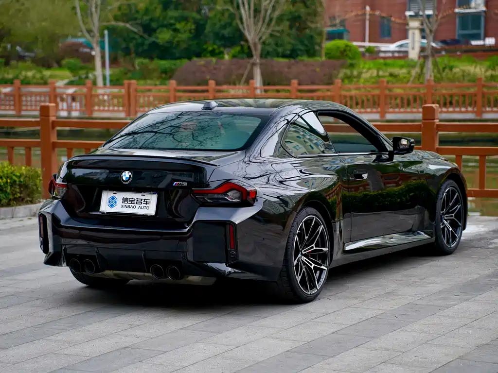 BMW M2