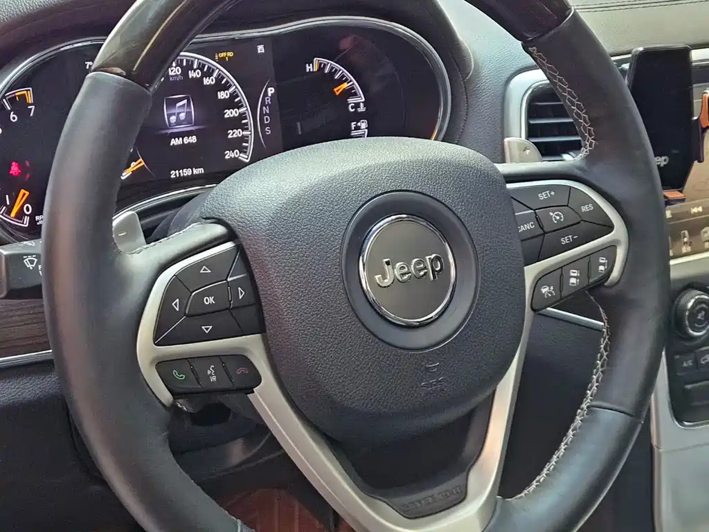 Grand Cherokee (Import) 3.6 L Luxury Navigation