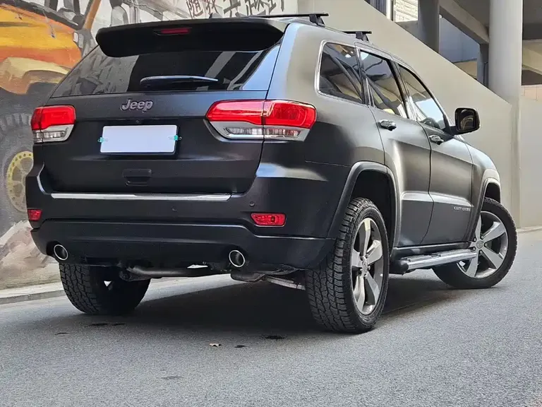 Jeep Grand Cherokee (Import) 3.6 L Luxury Navigation