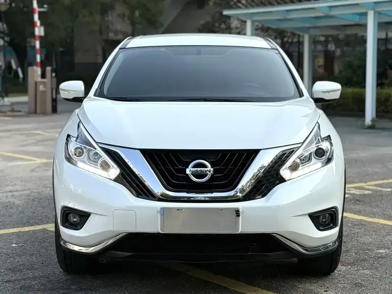 Nissan Murano 2.5 L XE 2 WD Elite