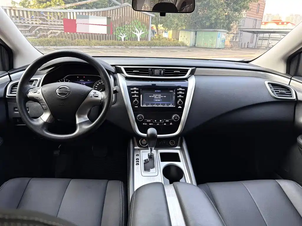 Murano 2.5 L XE 2 WD Elite