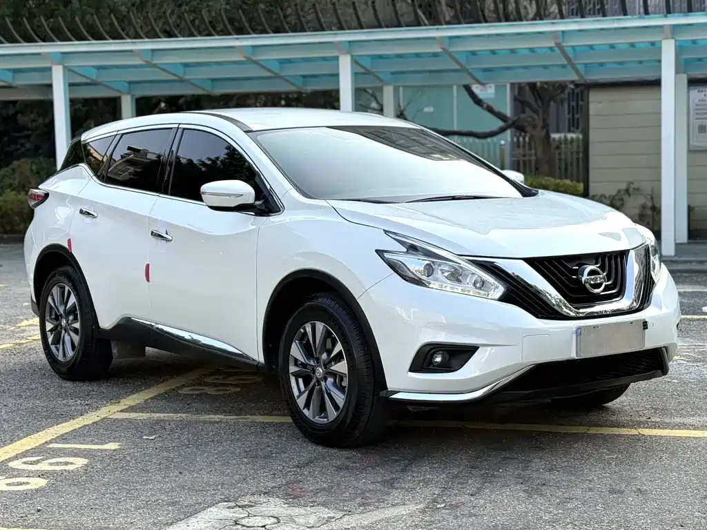 Murano 2.5 L XE 2 WD Elite