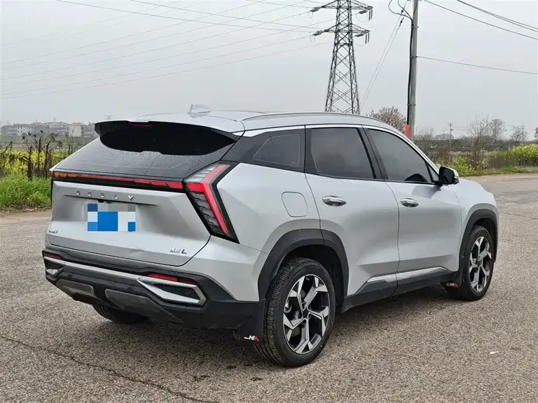 Geely Boyue L 1.5 TD DCT Distinguished