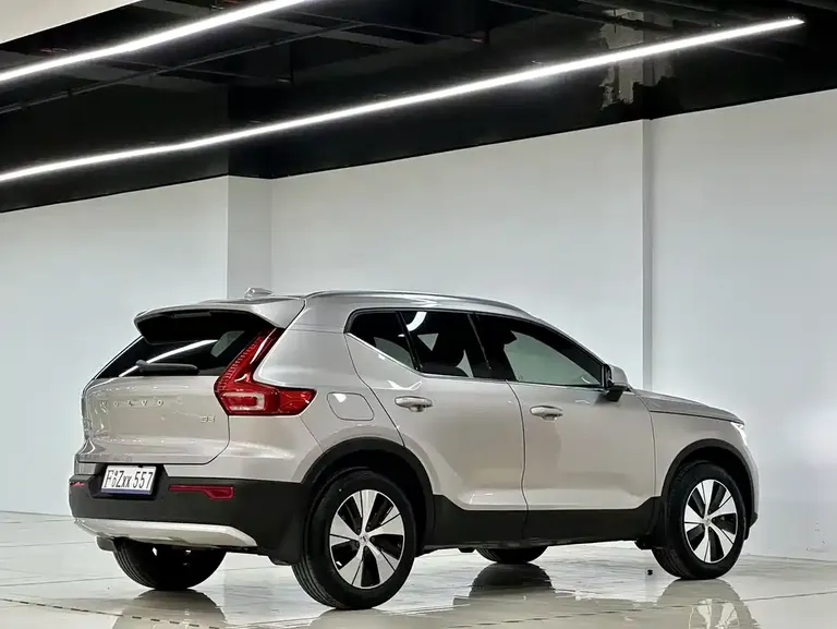 Volvo XC40 B3 Smart Vision Luxury