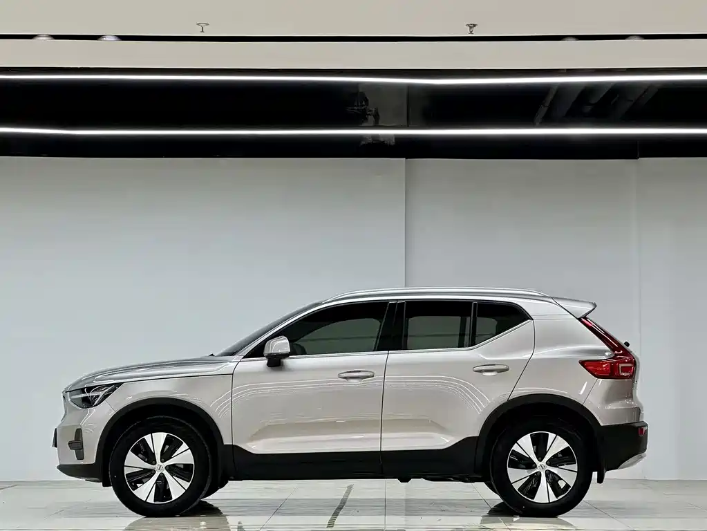 Volvo XC40 B3 Smart Vision Luxury