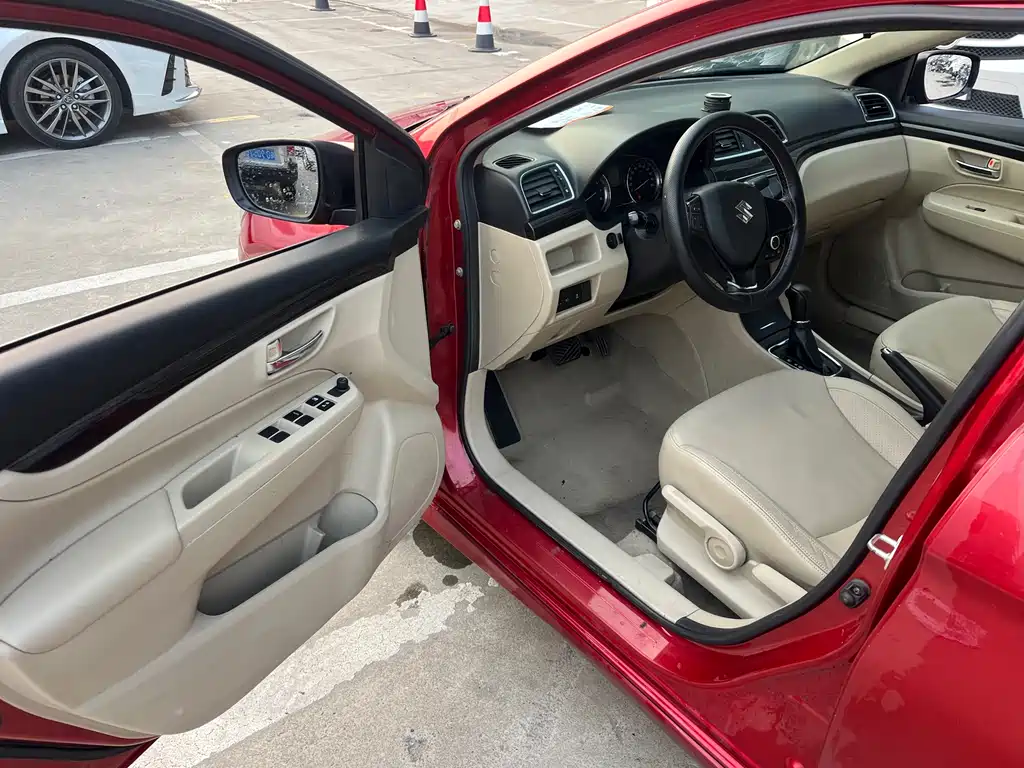 Alivio 1.6 L Auto Pleasure