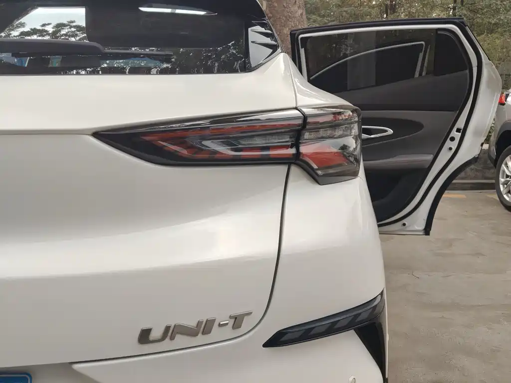 Changan UNI-T 1.5 T Sport Flagship