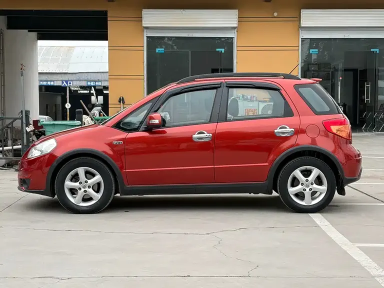 Suzuki SX4 天语 SX4 2009款 两厢 1.6 L 手动运动型