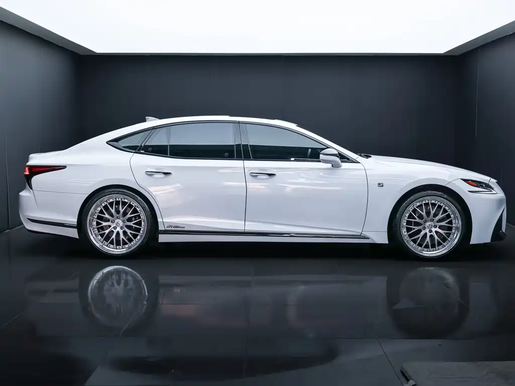 Lexus LS 500 h F SPORT CN-V