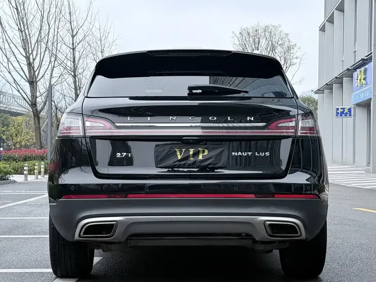 Lincoln Nautilus 2.0 T 4 WD Graceful