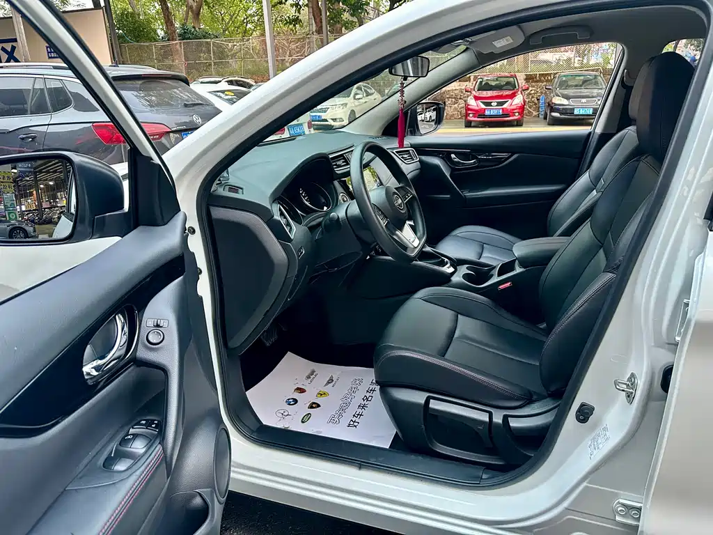 Qashqai Classic 2.0 L CVT XV Comfort