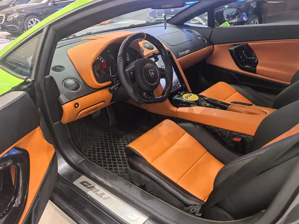 Gallardo LP 560-4 Gold Edition