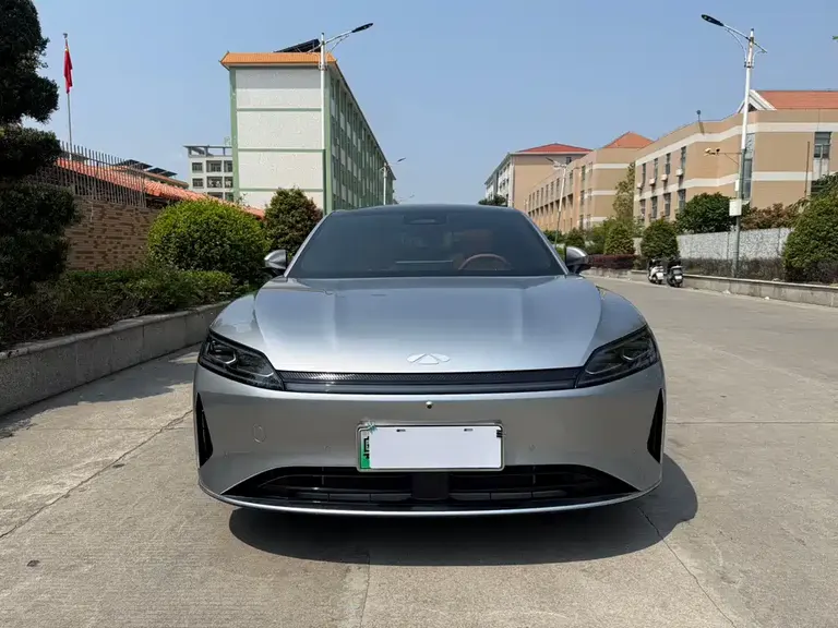 Chery Fengyun A9 L 260 Ultra Long Range Distinguished