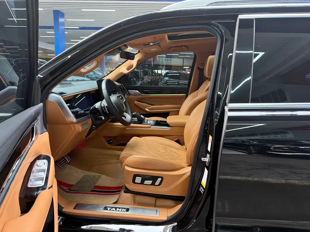 Tank 500 3.0 T Sport Summit 5-seat