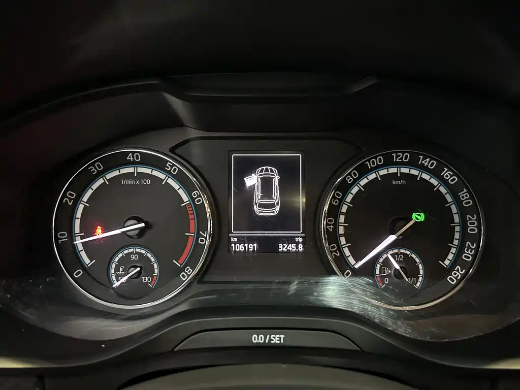 Kodiaq 柯迪亚克 2019款 改款 TSI330 5座两驱标准版 国VI