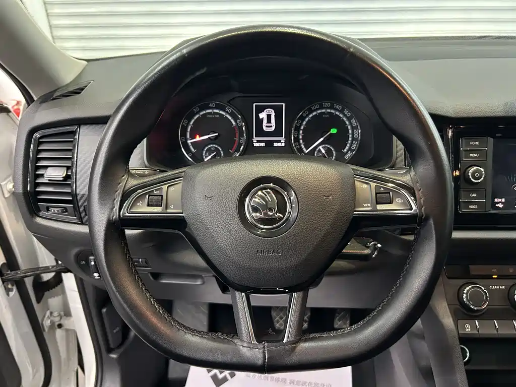 Kodiaq 柯迪亚克 2019款 改款 TSI330 5座两驱标准版 国VI