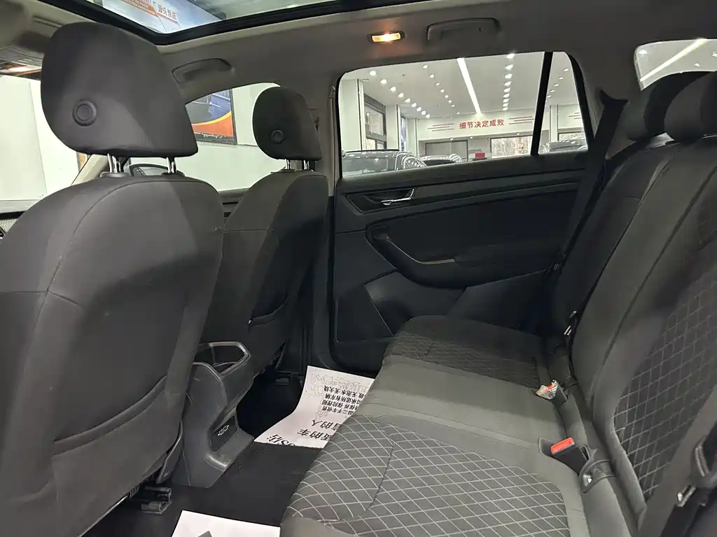 Kodiaq 柯迪亚克 2019款 改款 TSI330 5座两驱标准版 国VI