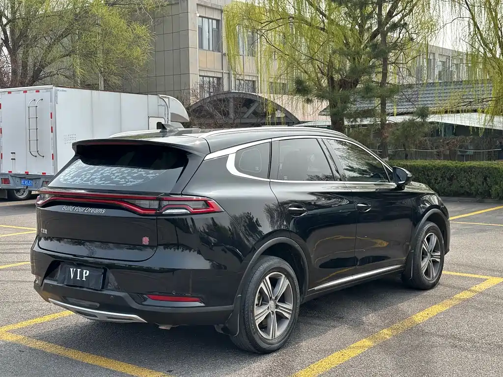 Tang 2.0 T Auto Connected Premium Joy 7-seat CN-VI