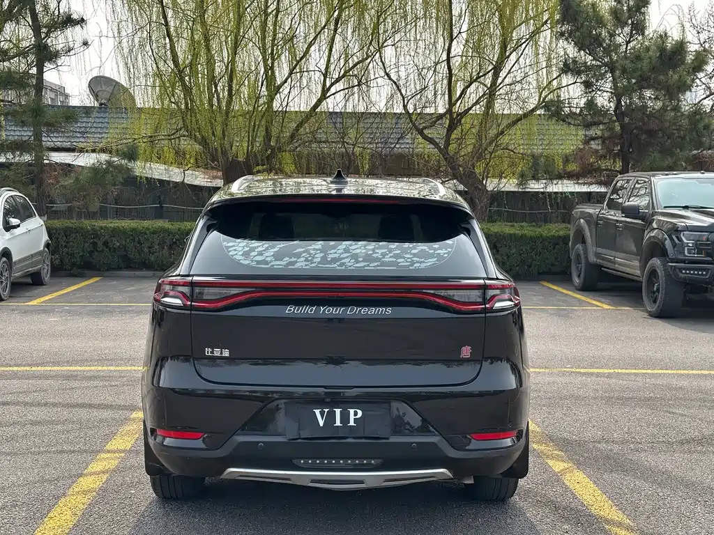 Tang 2.0 T Auto Connected Premium Joy 7-seat CN-VI