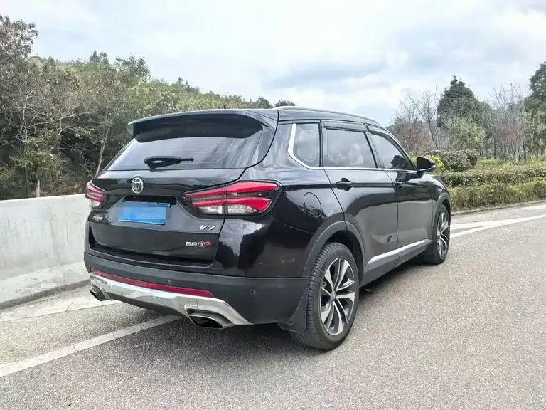 Brilliance V7 280 T DCT Luxury 5-seat