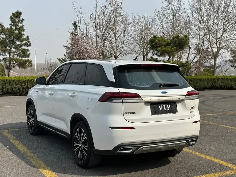 Changan Oshan X7 1.5 T Auto Luxury