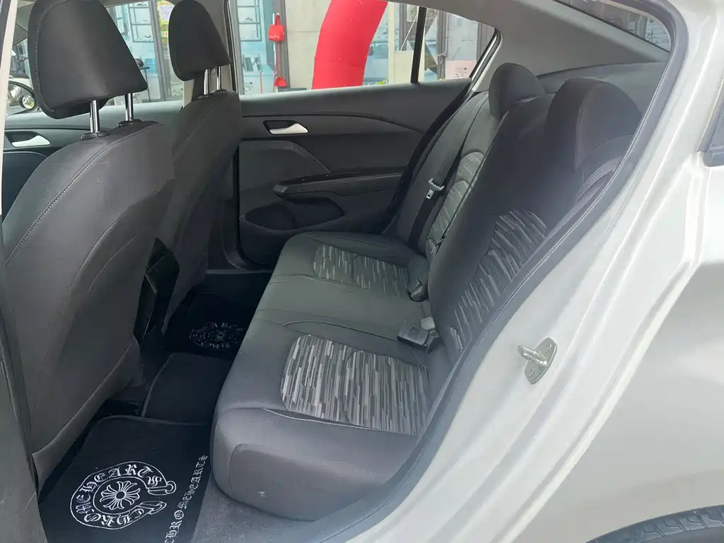 Cavalier 320 Auto Delight Sunroof