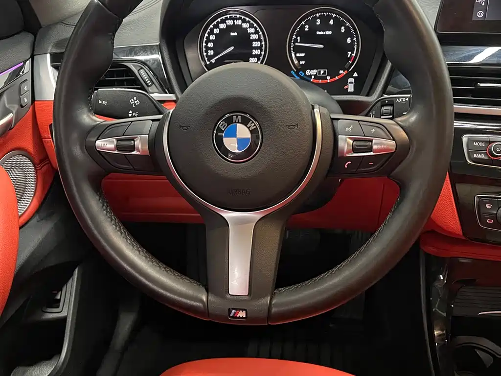 BMW X2 sDrive25 i M Sport Night