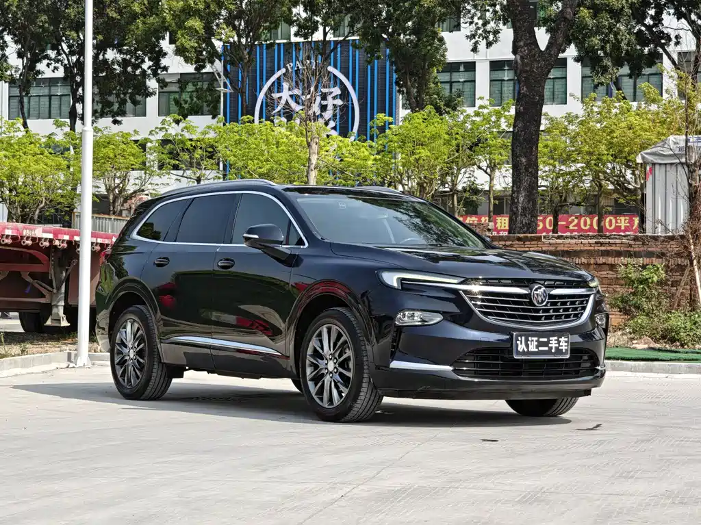 Enclave 28 T 2 WD Distinguished