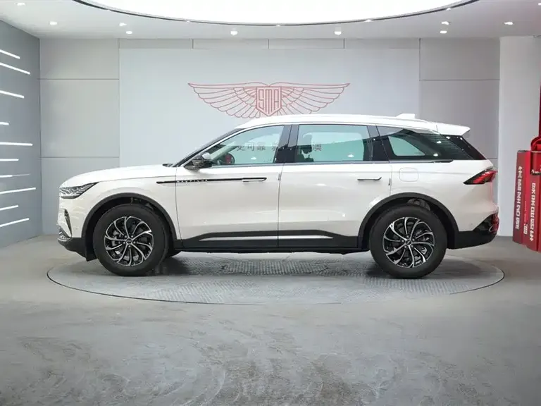Lincoln Nautilus 2.0 T 4 WD Premium