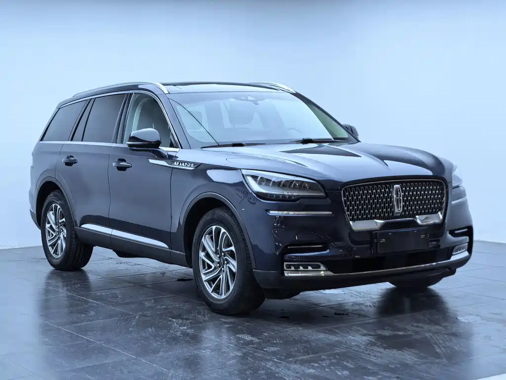 Aviator 3.0 T V6 4 WD Premium