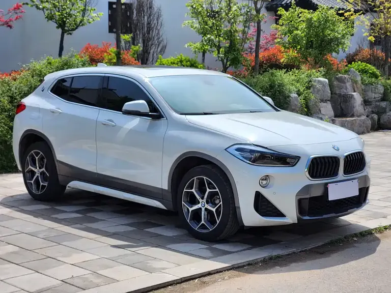 BMW X2 (Import) sDrive20 i M Offroad Package CN-VI