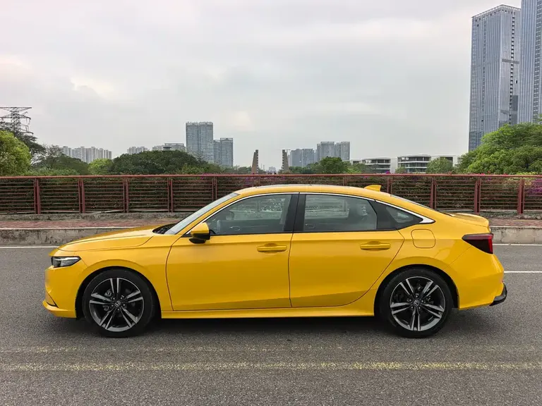 Honda Integra 240 TURBO CVT Premium