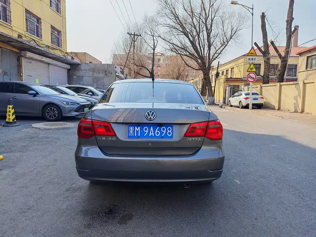 Jetta 捷达 2013款 1.4 L 手动舒适型