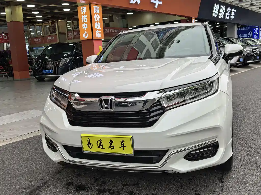 Avancier 370 TURBO 2 WD Luxury