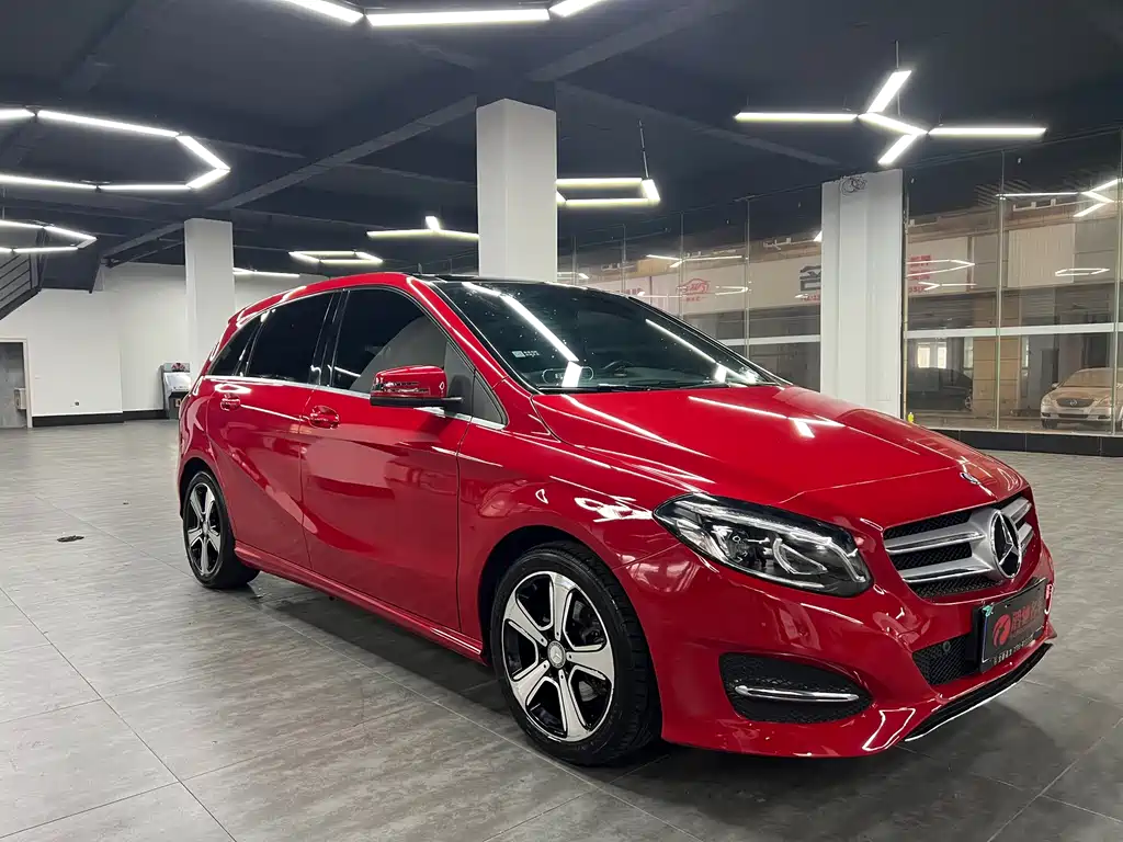 Mercedes-Benz B-Class 奔驰B级 2016款 B 200 臻藏版