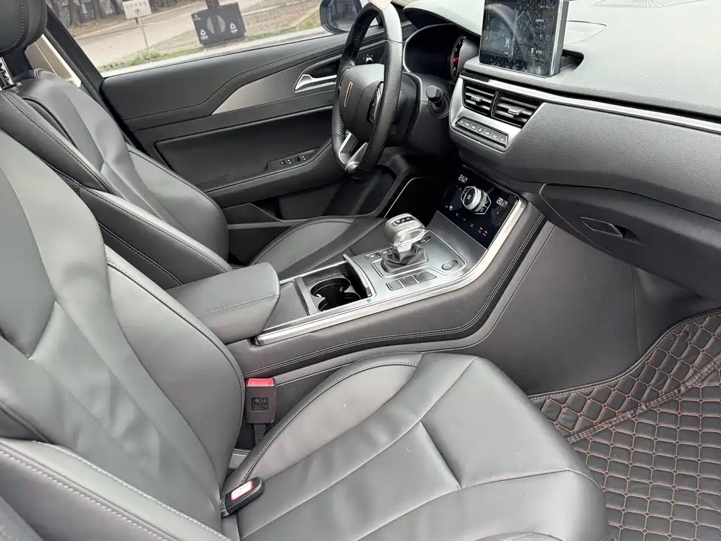 Hongqi H5 Classic Facelift 1.8 T Auto Connected Flagship Charm