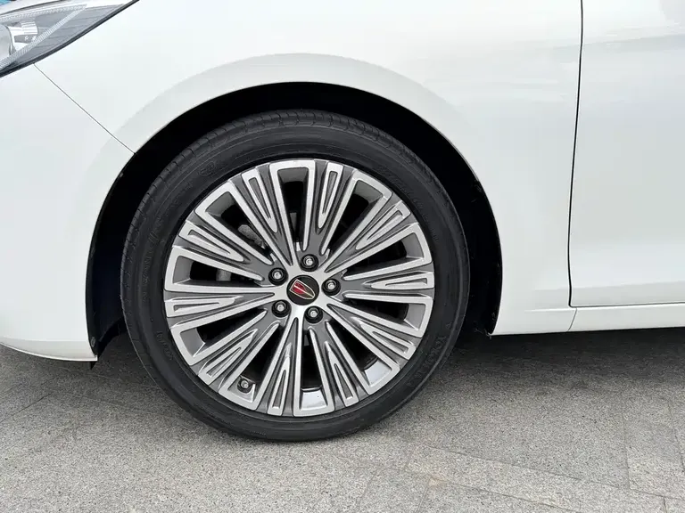 Hongqi H5 Classic Facelift 1.8 T Auto Connected Flagship Charm
