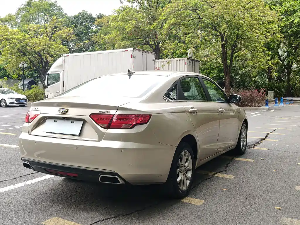 Emgrand GL 1.3 T Manual Elite