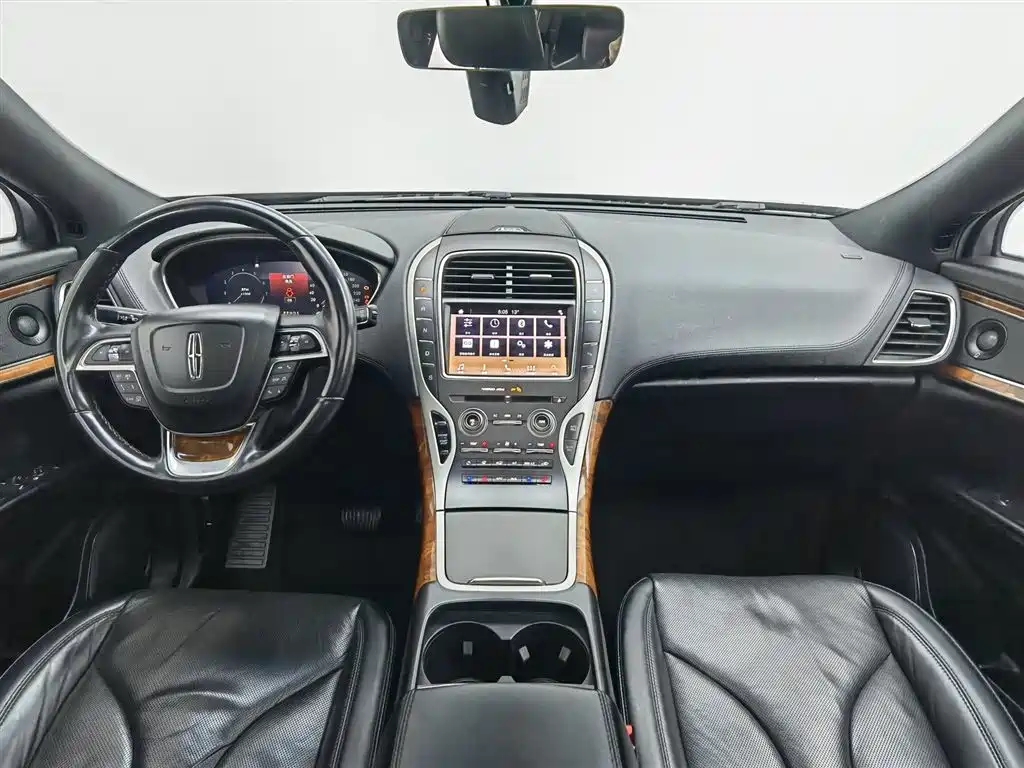 Nautilus (Import) 2.0 T 4 WD Graceful CN-VI