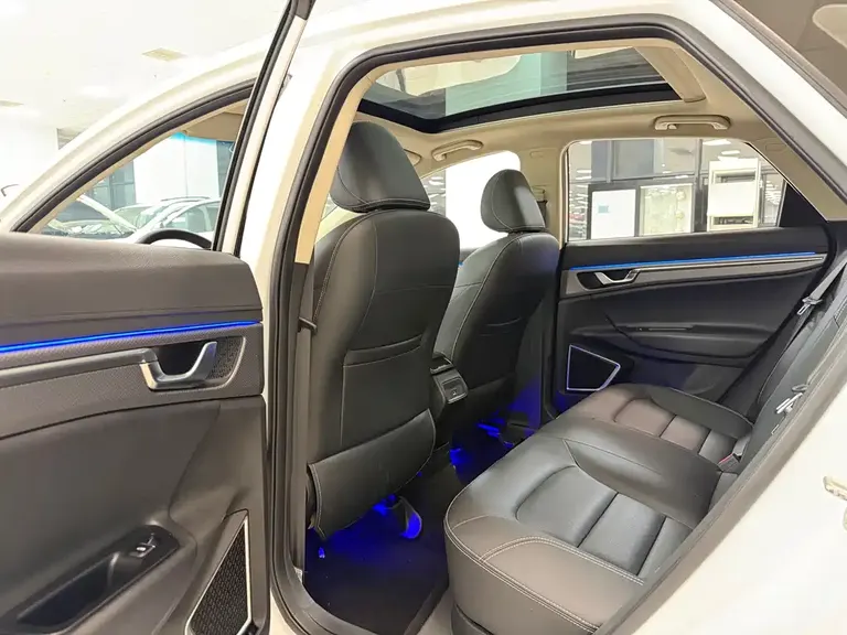 Geely Emgrand GS Sport 1.8 L Auto Leading Style