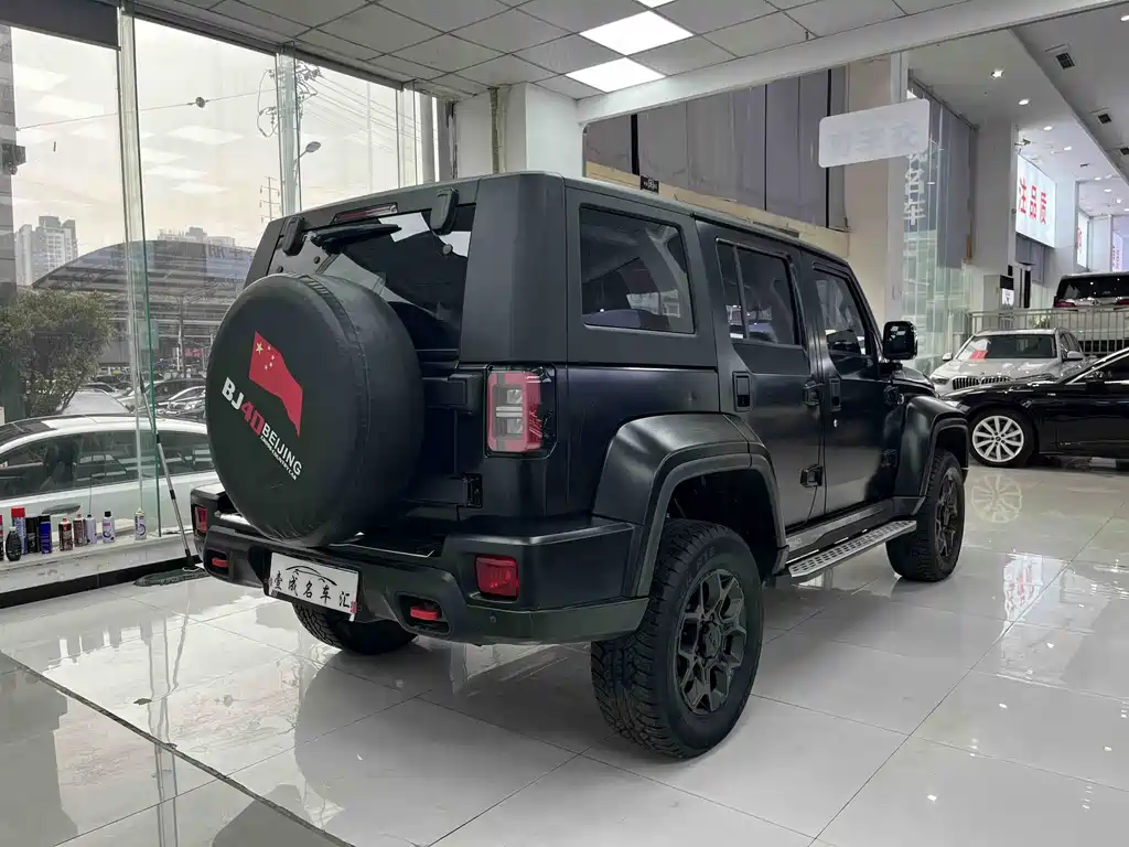 BAIC BJ40 2.0 D Auto 4 WD Blade Hero Swordsman (Front/Rear E-Lock)