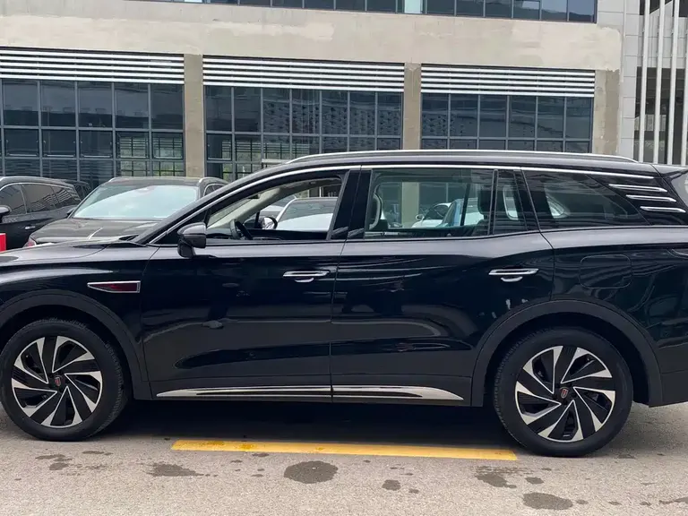 Hongqi HS7 PHEV 2.0 T PHEV 4 WD Flagship Smooth 6-seat