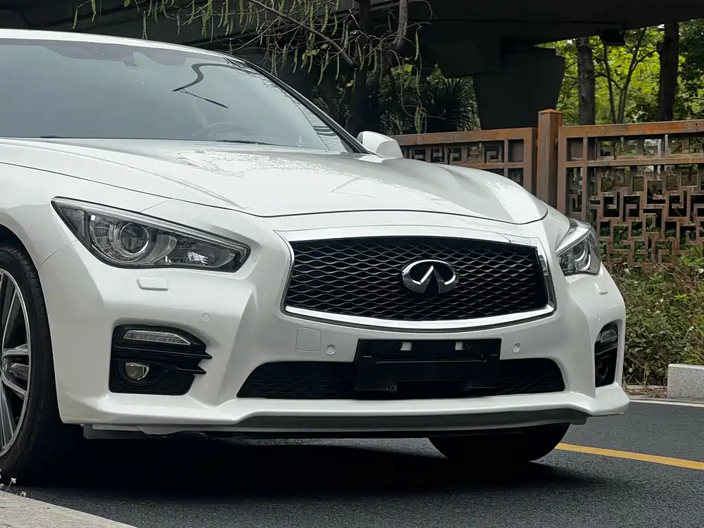 Infiniti Q50 L 英菲尼迪Q50 L 2016款 2.0 T 豪华运动版