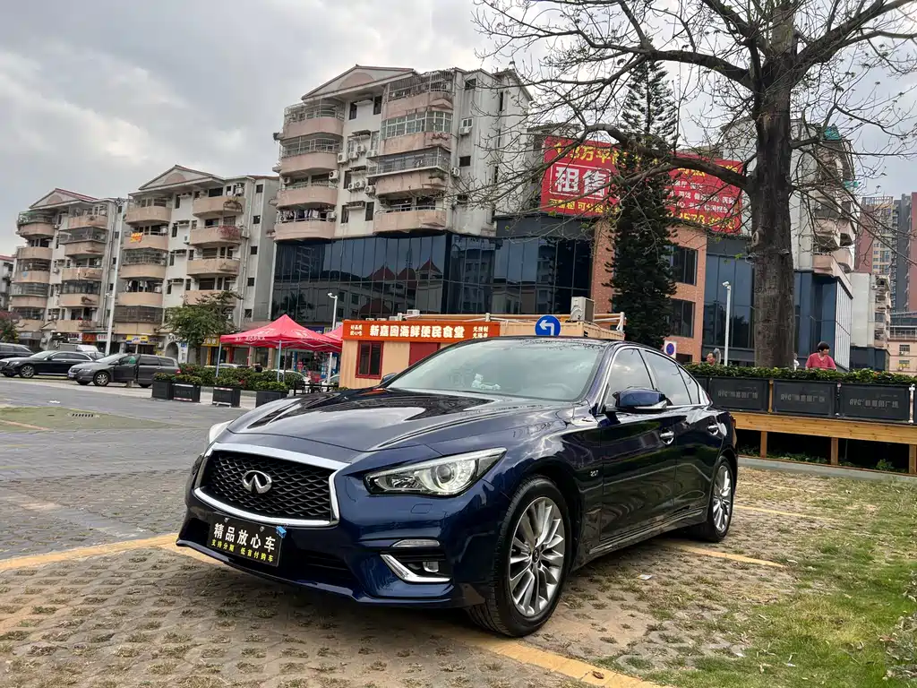 Infiniti Q50 L 2.0 T Comfort Enjoyment CN-V