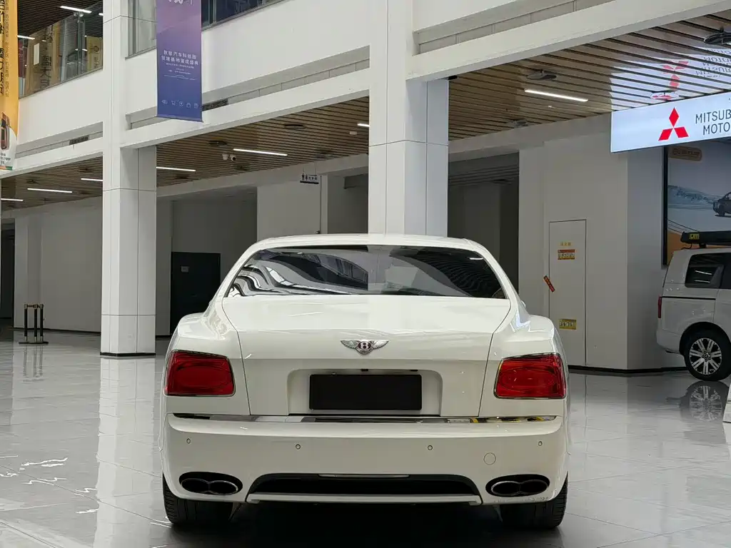Flying Spur 4.0 T V8 Standard