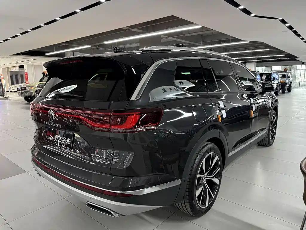 Talagon 揽境 2022款 530 TSI 四驱旗舰胜境版Pro 7座